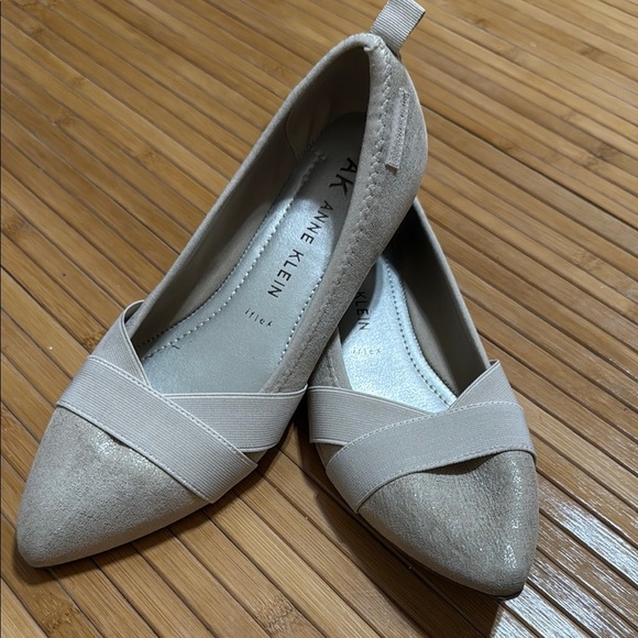 Anne Klein Flex Cream Flats - Picture 1 of 5